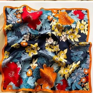 FALL FLORAL WOMANS SCARF POLYESTER